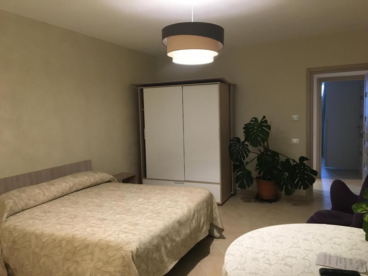 Home Holiday "Da Mamma" Алба Екстериор снимка